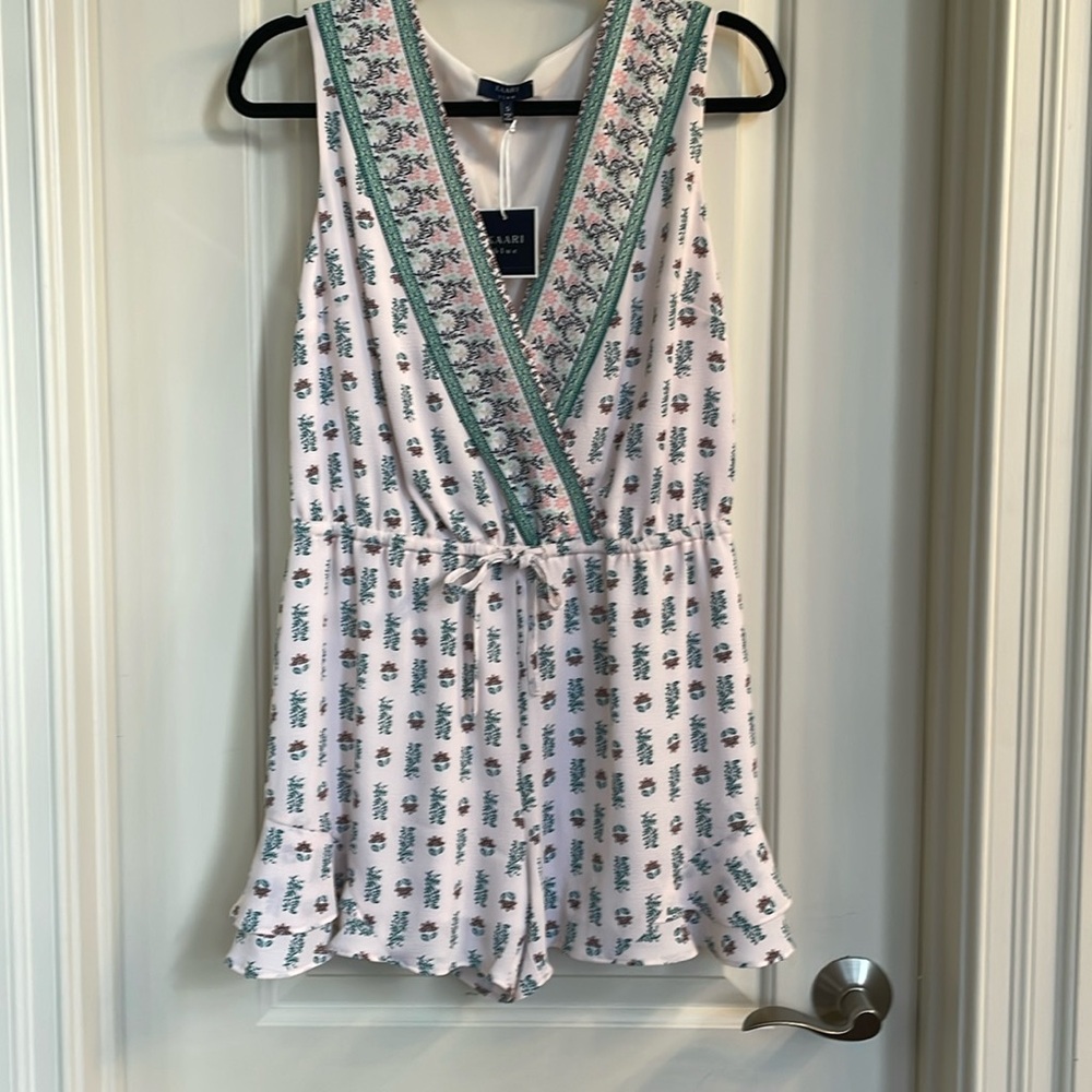 KAARI Blue NWT Desert Oasis Romper Small